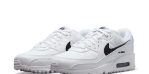 WMNS AIR MAX 90 NN DH8010-101 $84.24