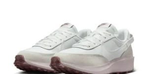 WMNS NIKE WAFFLE DEBUT DH9523-106 $49.39