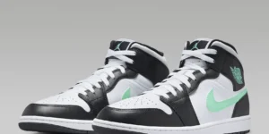 AIR JORDAN 1 MID DQ8426-103 $88.99