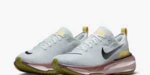 WMNS ZOOMX INVINCIBLE RUN FK 3 DR2660-005 $110.34