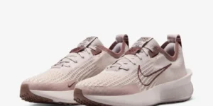 W NIKE INTERACT RUN FD2292-007 $50.54